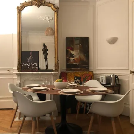 Cosy 2 50m2 Parisian Classic Flat - Passy, 16th Arrondissement, Near Eiffel Tower Appartamento *
