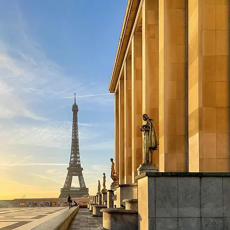 Cosy 2 50m2 Parisian Classic Flat - Passy, 16th Arrondissement, Near Eiffel Tower Parigi